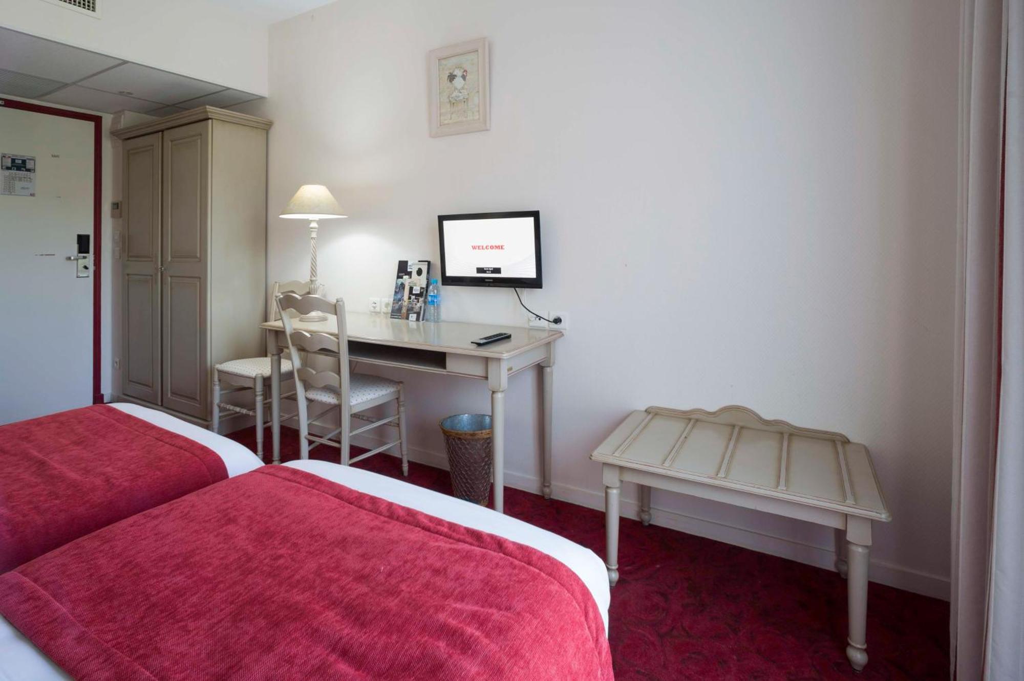 Brit Hotel Du Perche Nogent-le-Rotrou Εξωτερικό φωτογραφία