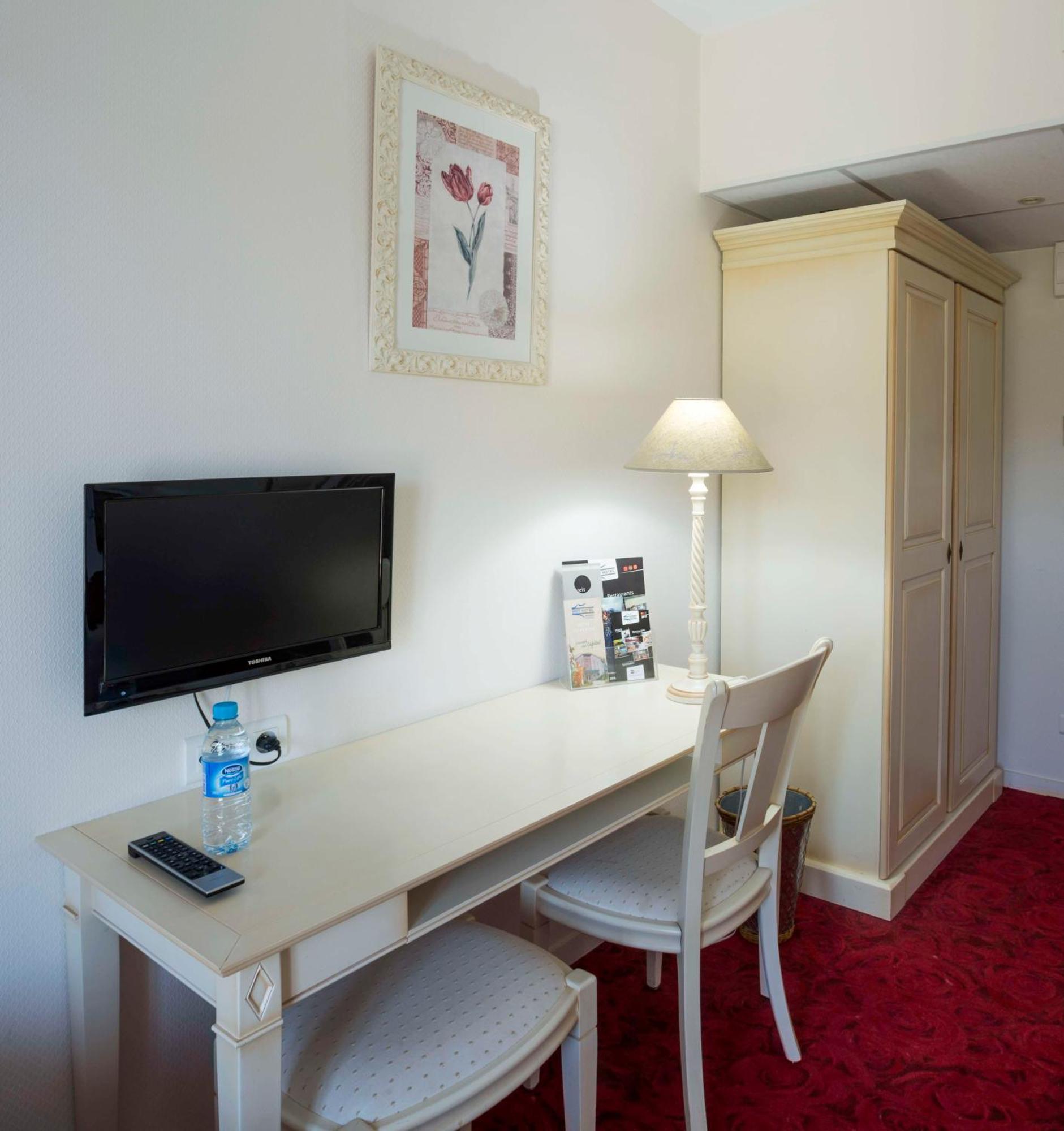 Brit Hotel Du Perche Nogent-le-Rotrou Εξωτερικό φωτογραφία